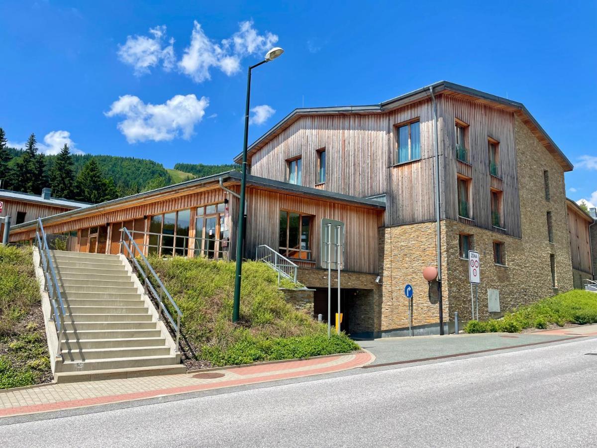 Suites And Apartments Medvedin Špindlerŭv Mlýn Εξωτερικό φωτογραφία